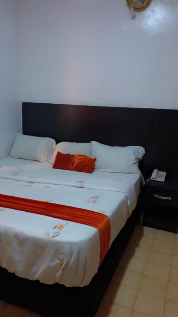Blue Moon Hotels Victoria Island Lagos Exterior foto
